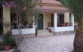 Villa Lucia Apartments